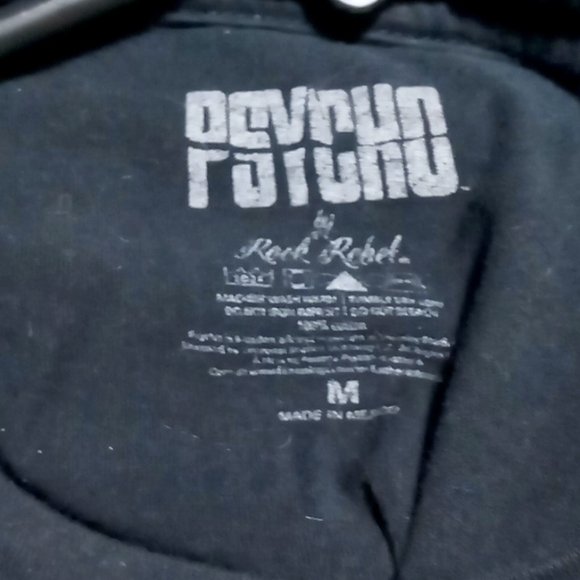 Rock rebel t-shirt - Picture 2 of 2